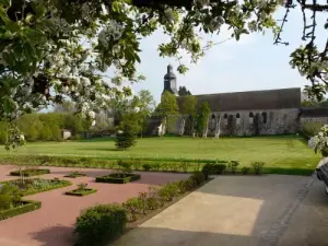 Jardines temáticos de la Abadía de Thiron-Gardais