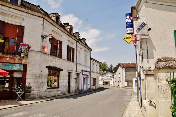 Tocane-Saint-Apre - Guide tourisme, vacances & week-end en Dordogne