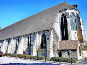 Ancien hôtel-Dieu, vu de l'arrière (© Jean Espirat)