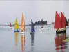 Sailboats in front of the castle of Costaérès