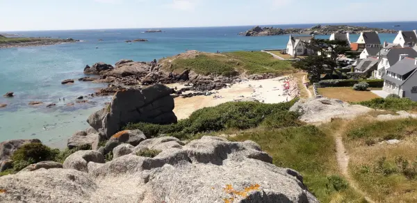 Playa de la Grève des Curés - Lugar de ocio en Trégastel