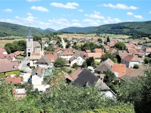 Vaire-le-Grand, seen from the terrace of the castle (© J.E)