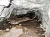Arcier Springs Cave内部（©J.E）