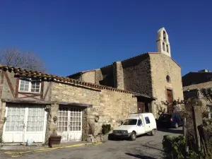 Plaza de la Iglesia Pradelles-en-Val