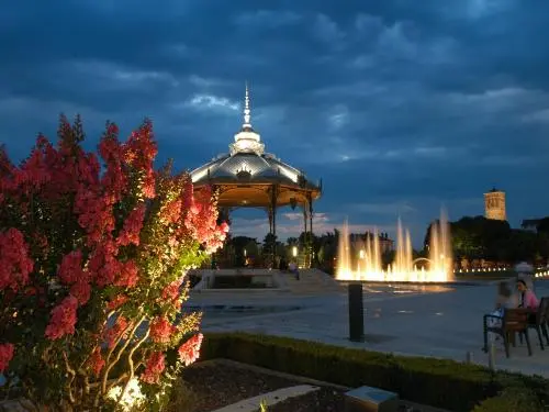 Kiosque Peynet - Monumento a Valence