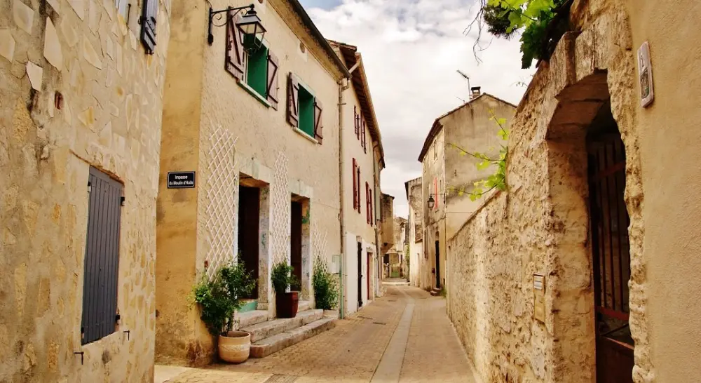 Vallabrègues - The village
