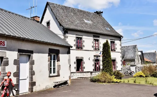 Vernines - Guía turismo, vacaciones y fines de semana en Puy-de-Dôme