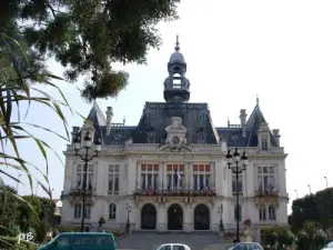 Hôtel de Ville