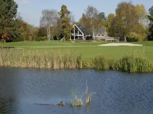 Die Ankunft auf der Nummer 18-Loch-Golf Brigode