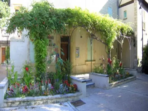 Tourist Office of Villeneuve-lès-Avignon - Information point in Villeneuve-lès-Avignon