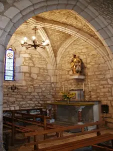 Innenraum der Kirche Saint-Sauveur