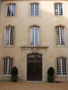 Facade of the Hotel Pellissier