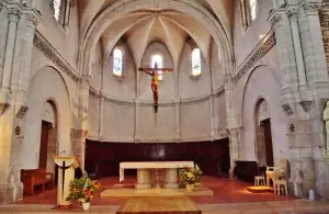 Het interieur van de kerk van St. Martin