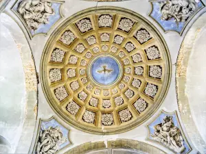 Cúpula sobre el coro de la iglesia (© J.E)