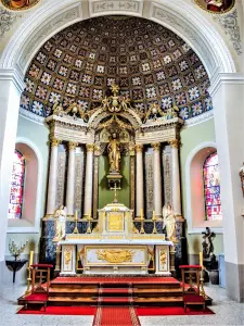 Altar mayor y retablo de la iglesia de Walbach (© JE)