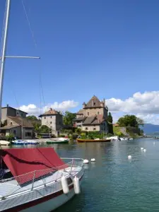 Château d'Yvoire from the fishermen's port