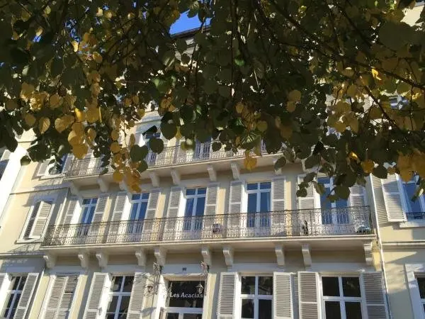 Acacias Apparts Hotel - Hotel vacanze e weekend a Plombières-les-Bains
