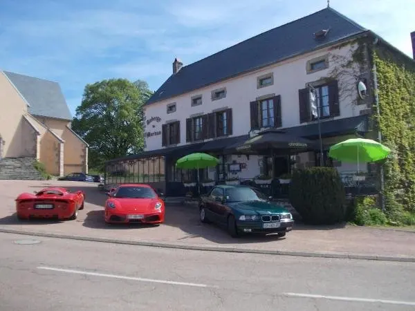 Auberge du Morvan - Hotel Urlaub & Wochenende in Alligny-en-Morvan
