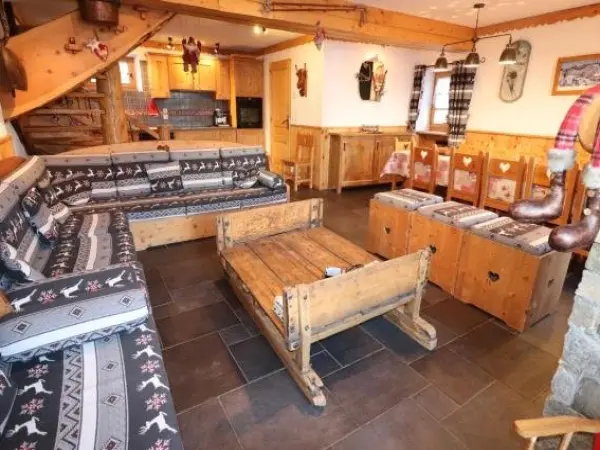 CHALET de charme 13 personnes avec Sauna SKI O PIEDS - Hotel vacaciones y fines de semana en Les Belleville