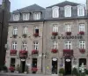 Hôtel Le D'Avaugour - Holiday & weekend hotel in Dinan