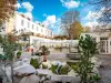 Hôtel de Cavoye - Holiday & weekend hotel in Fontainebleau