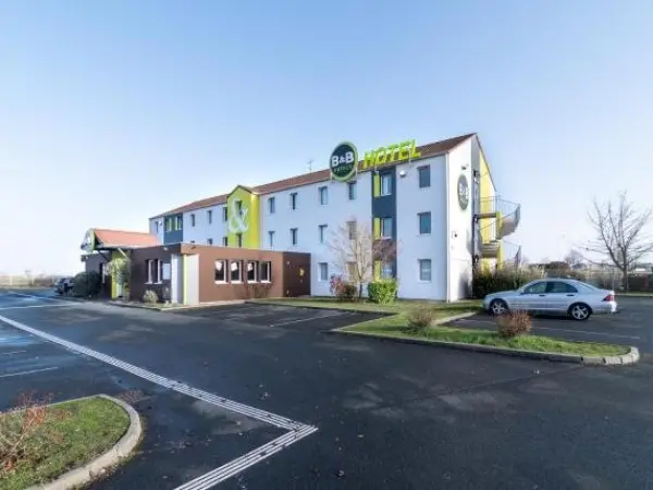 B&B HOTEL CHATEAUROUX Déols - Holiday & weekend hotel in Déols