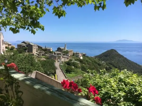 Hôtel de la Corniche - Hotel Urlaub & Wochenende in Bastia