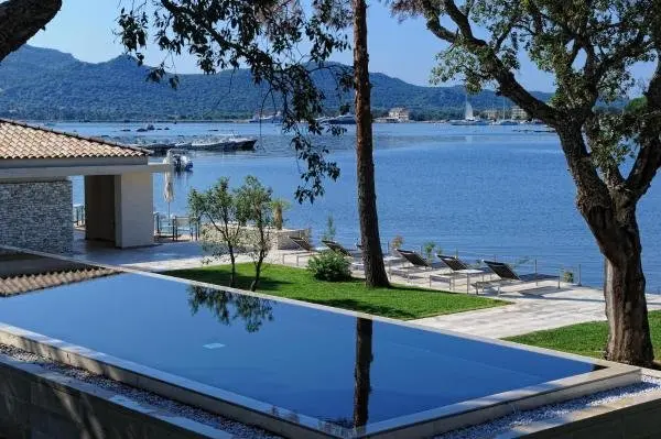 Hotel Don Cesar - Holiday & weekend hotel in Porto-Vecchio