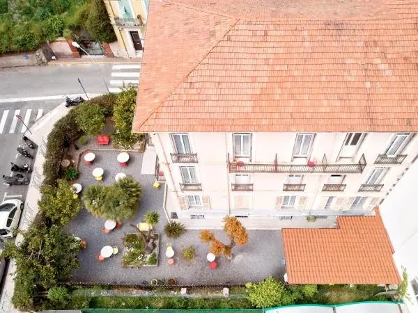 Hotel Lemon - Hotel vacanze e weekend a Menton