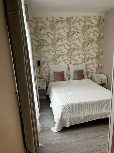 Hôtel Marie Louise - Hotel vacaciones y fines de semana en Enghien-les-Bains