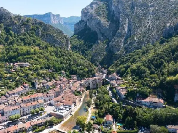 Hôtel du Musée de l'Eau - Hotel vakantie & weekend in Pont-en-Royans