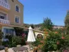 Hôtel Paradis - Holiday & weekend hotel in Bormes-les-Mimosas