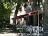 Hôtel - Pub Le Petit Bosquet - ヴァカンスと週末向けのホテルのSanto-Pietro-di-Venaco
