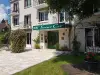 Hôtel Saint Cyr - Hotel Urlaub & Wochenende in La Ferté-Saint-Cyr