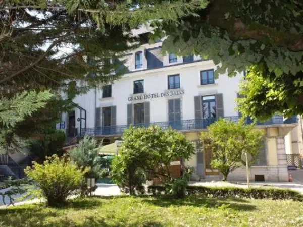 Logis Grand Hôtel Des Bains - Hotel Urlaub & Wochenende in Salins-les-Bains