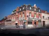 Logis - Hostellerie & Restaurant du Marché - 假期及周末酒店在Le Cateau-Cambrésis