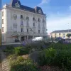 Logis Hotel des Bourbons - Holiday & weekend hotel in Montluçon