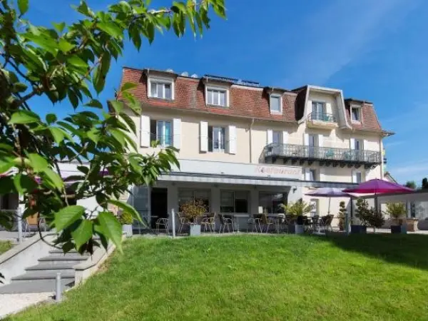 Logis Hotel Restaurant Spa Beau Site - Holiday & weekend hotel in Luxeuil-les-Bains