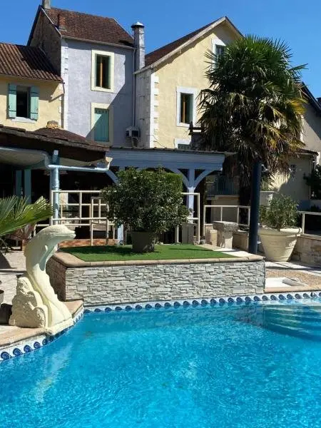 Le Relax - Holiday & weekend hotel in Boulazac Isle Manoire