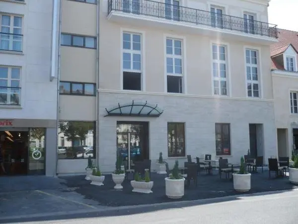 Résidence d'Artagnan - Hotel vacaciones y fines de semana en Montargis