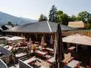 Village Vacances le Bérouze - Отель для отдыха и выходных — Samoëns