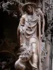 Королевский монастырь Бру - Интерьер церкви Броу: резная деталь из деревянных киосков (дуб)
