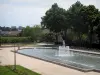 Лимож - Сады Епископского Дворца: пруд с фонтанами