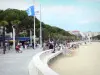 アルカション - 海辺のリゾート地の大通り遊歩道Veyrier-Montagnèresと砂浜