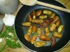 サラダと一緒のジャガイモ - 美食、ヴァカンス、週末のガイドのドルドーニュ県