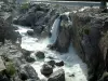 サンJuéry - Saut du Tarn（跳躍砂防）の遺跡：滝と岩