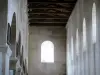 ビニョリー教会 - ロマネスク様式教会サンテティエンヌの内部
