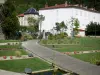 フォワ - 公共の庭園と旧市街のファサード