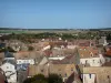 ホーダンダンジョン - 天守の上からの街の家の眺め