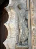 モイサック修道院 - サンピエールドモワサック修道院：サンピエール教会の彫刻が施されたポータルの台座の詳細